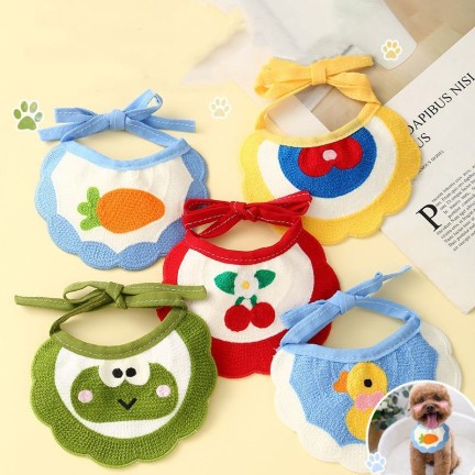 Adjustable knitted cartoon pet bib