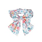 Adjustable pet collar with detachable bow tie and floral decoration