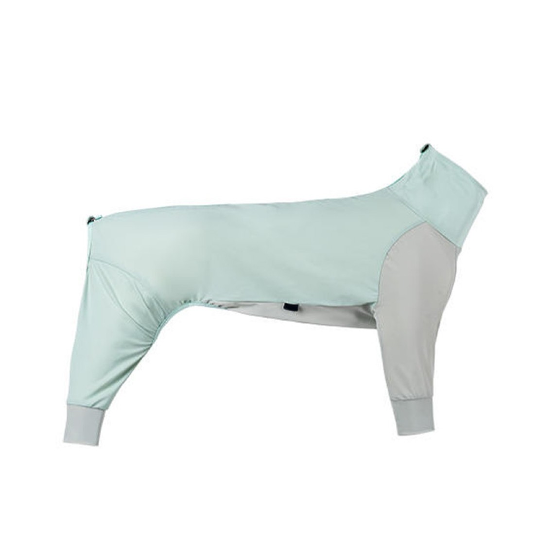 Breathable, comfortable and portable pet clothing
